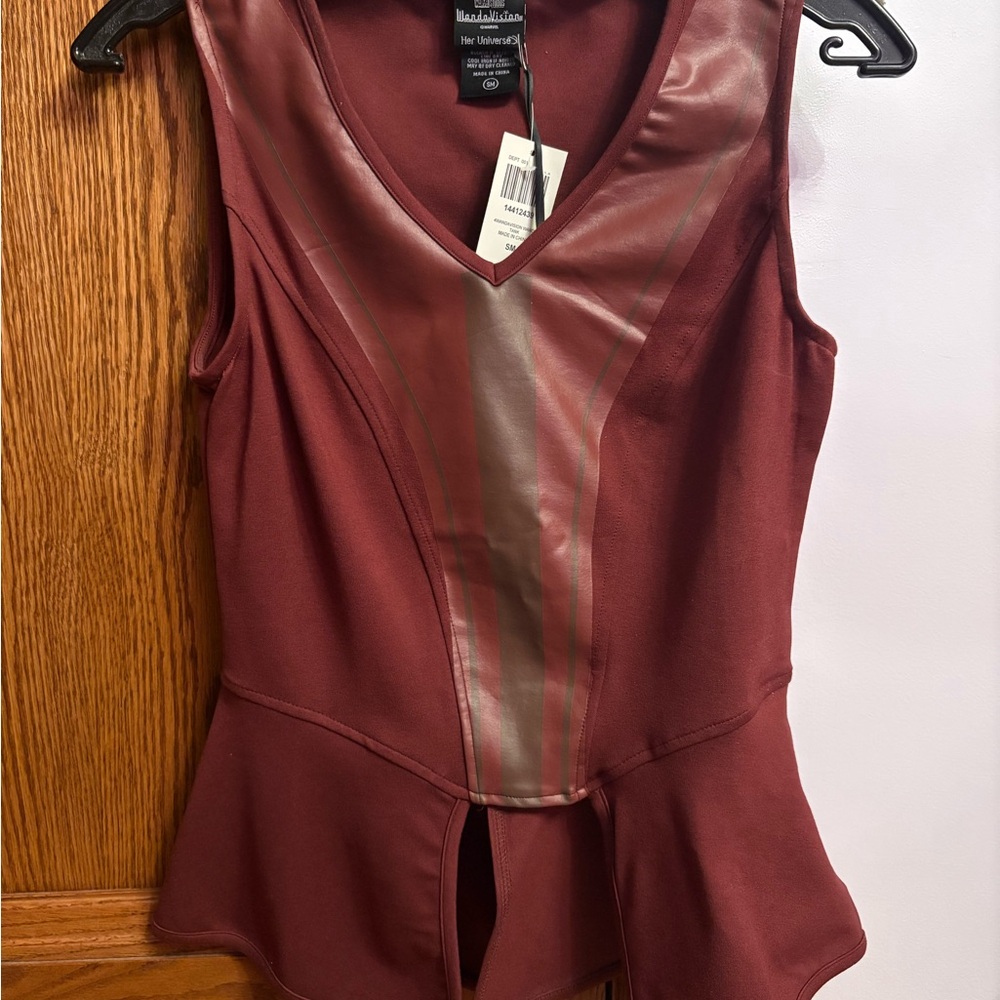 Her Universe Wanda Maximoff Scarlet Witch Burgundy Tank Top New With Tags Size S